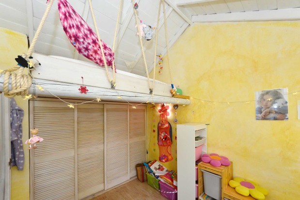 Schlafzimmer 2