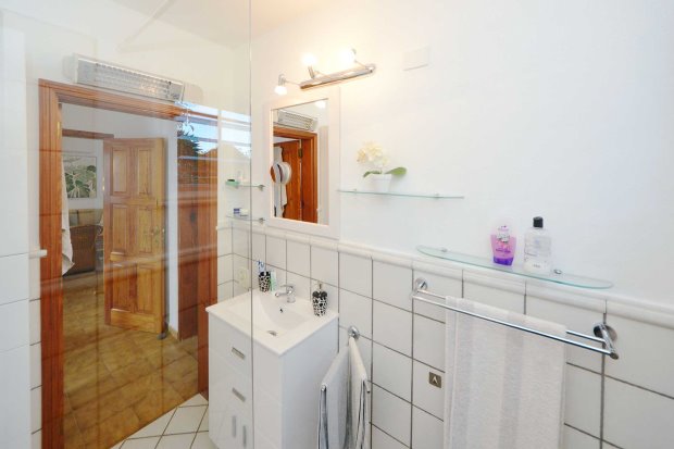 Badezimmer 1