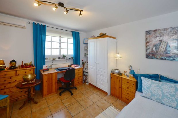 OG Schlafzimmer 2