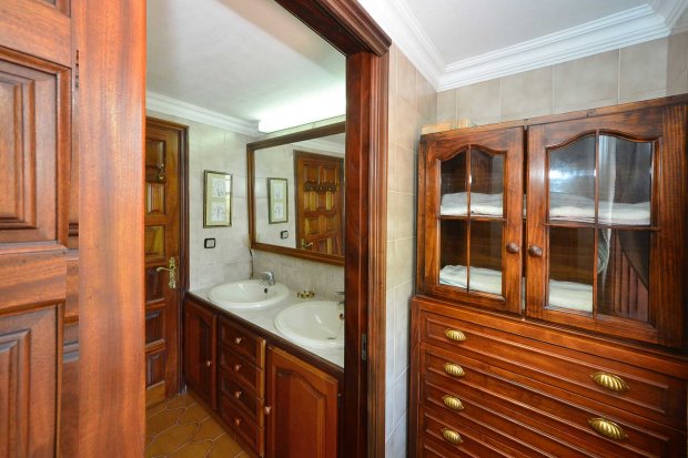 Badezimmer 1