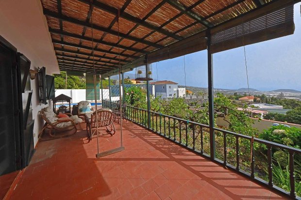 Gro�z�giger Balkon mit direktem Zugang aus fast allen Zimmern