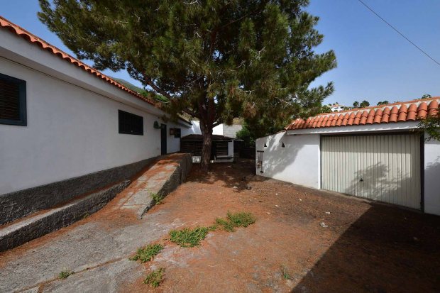 Tischlerei, Werkstatt, ausbauf�hig zu 2. Wohnhaus und separate Garage