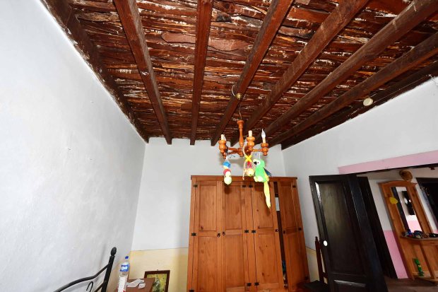 Halbobergeschoss Neuerer Bau Schlafzimmer 1