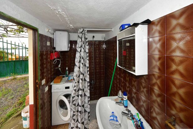 Halbuntergeschoss Neuerer Bau Badezimmer