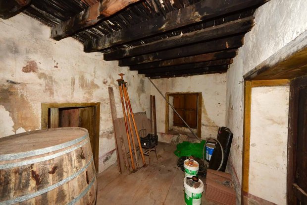 Halbuntergeschoss Altbau Kche