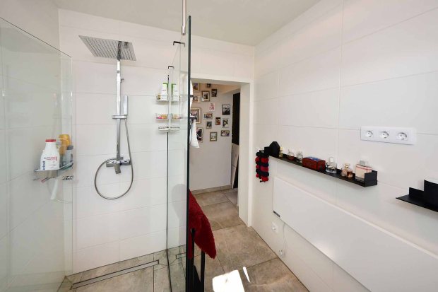 Badezimmer 1