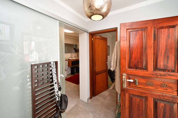 S�dflur, Badezimmer 2, Ankleide oder Schlafzimemr 2