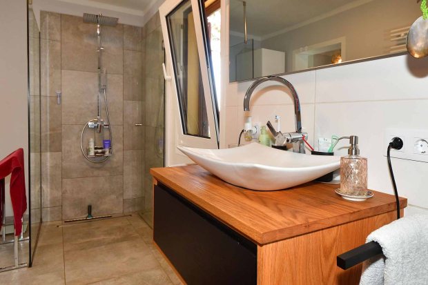 Badezimmer 2
