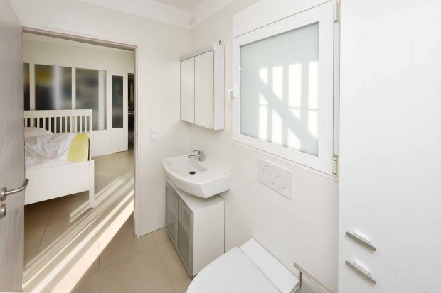 Badezimmer 2, Schlafzimmer 1