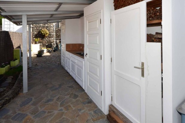 Aussenkche, Lagerraum und Hauswirtschaftsraum