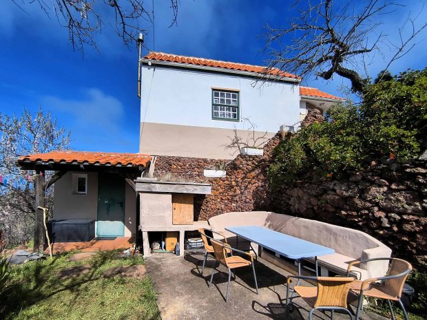 S�dterrasse mit Aussenk�che