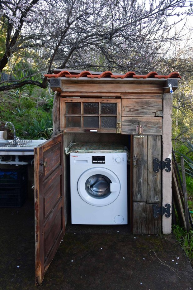 Waschmaschinenschrank