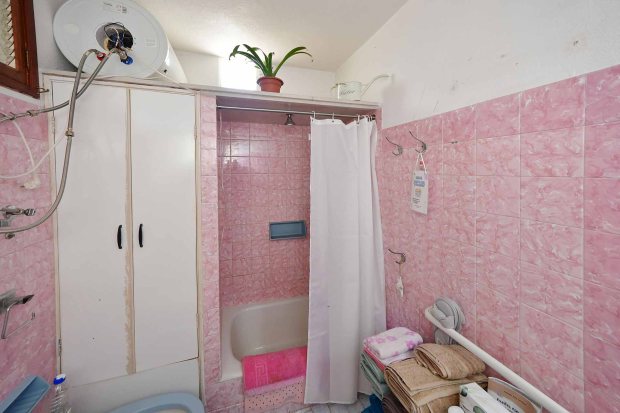 1. OG Badezimmer 2