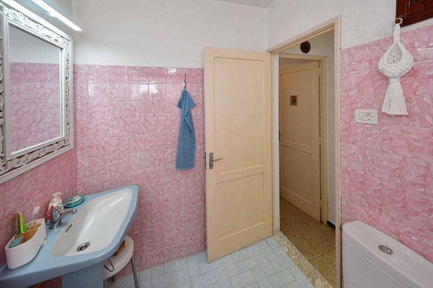 1. OG Badezimmer 2