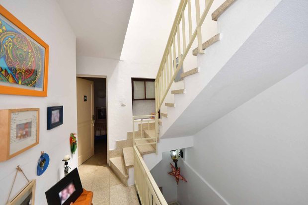 1. OG Galerie, Treppe zum 2. OG
