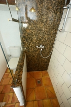 Haupthaus, Einliegerwohnung Badezimmer
