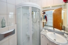 Badezimmer 2