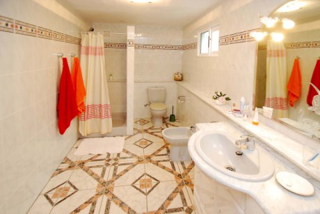 G�stehaus Badeszimmer