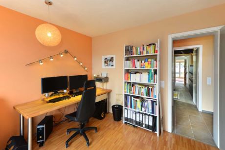 Arbeits- oder Schlafzimmer 2