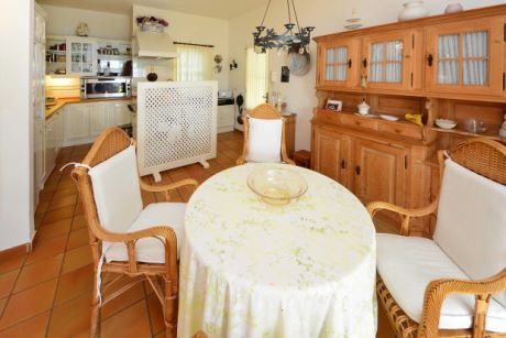 Wohnk�che mit Essbereich, Haupthaus