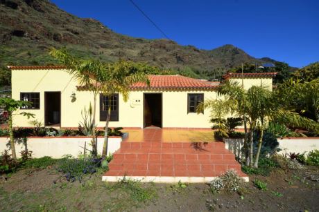 Haupthaus von Westen