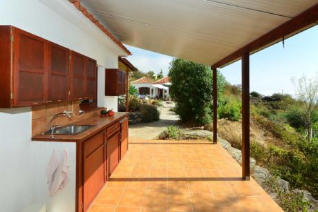 Au�enk�che G�stehaus 2