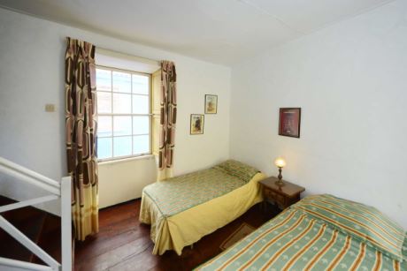 1. OG Schlafzimmer 4