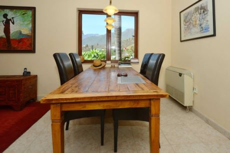 Haupthaus Wohn- und Esszimmer