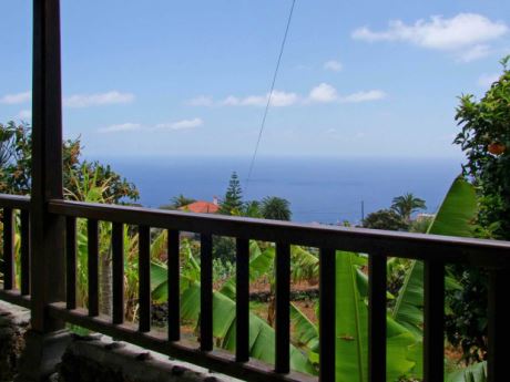 Haupthaus, �berdachter Balkon