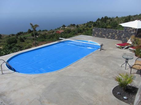 … Abdeckung zur Wassererwärmung und -reinhaltung