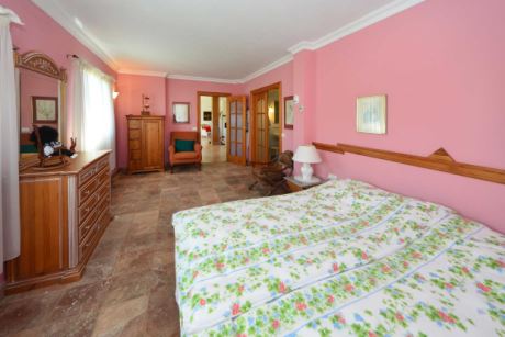 Schlafzimmer 2