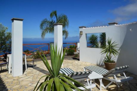 Gesch�tzte Sonnenterrasse