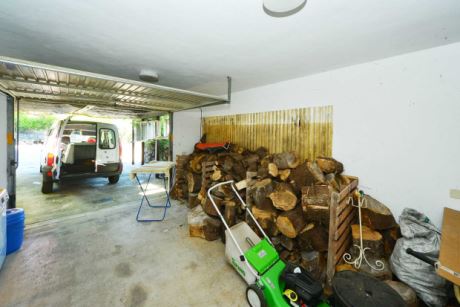 Ausbauf�higes Untergeschoss / Garage