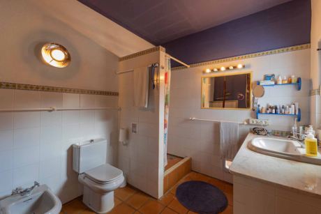 OG Apratment 2 Badezimmer