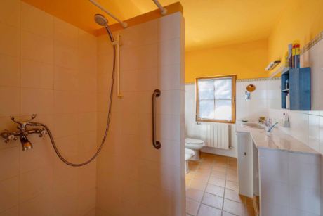 OG Apratment 3 Badezimmer