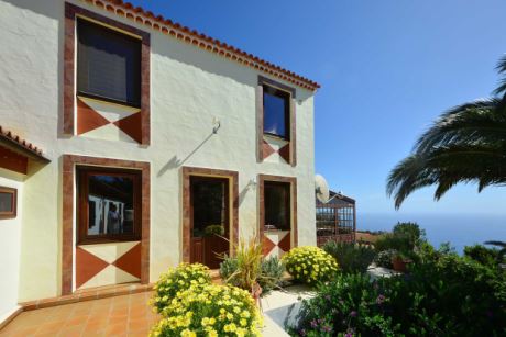 Haupthaus von S�den