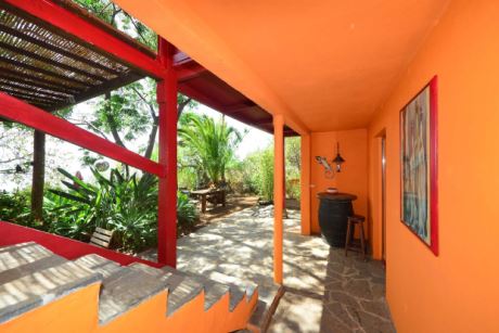 �berdachter Gang zur K�che