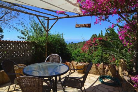 Haupthaus Terrasse G�stebereich