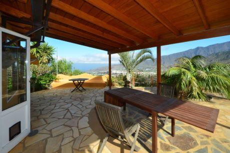 Nordterrasse von Esszimmer aus zug�nglich