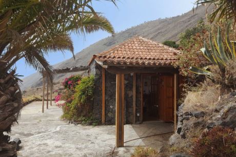 �berdachter Eingangsbereich