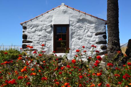 Haupthaus Blütenpracht