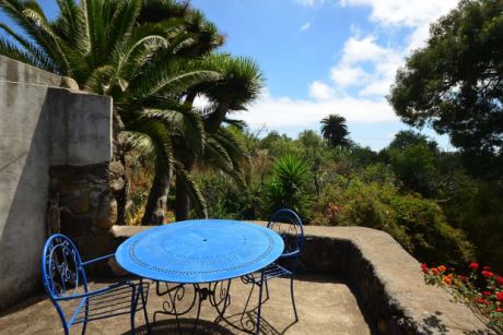 separate Terrasse am Haupthaus