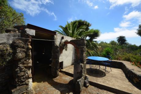 separate Terrasse am Haupthaus