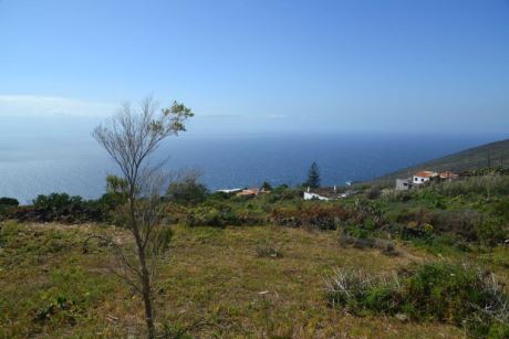 Freier Blick auf den Atlantik vom gesamten Grundstck