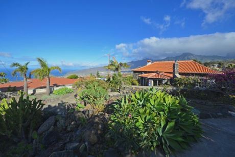 Haupthaus von S�den