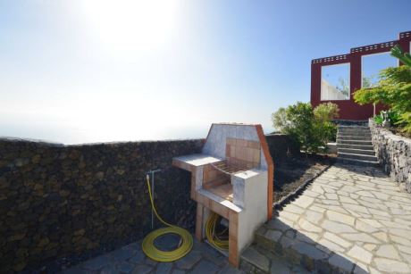 Terrasse mit Au�enk�che