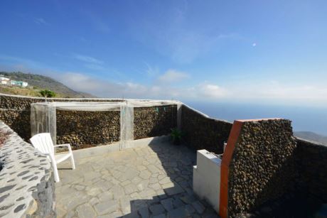 Terrasse mit Au�enk�che