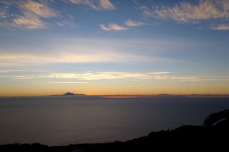 Blick auf Spaniens h�chsten Berg, den Teide und die Insel La Gomera