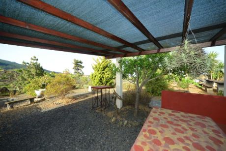 Aussenk�che im Garten