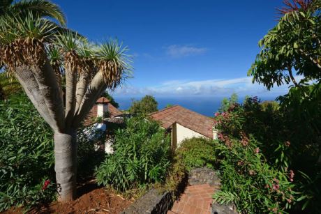 Haupthaus von Osten gesehen